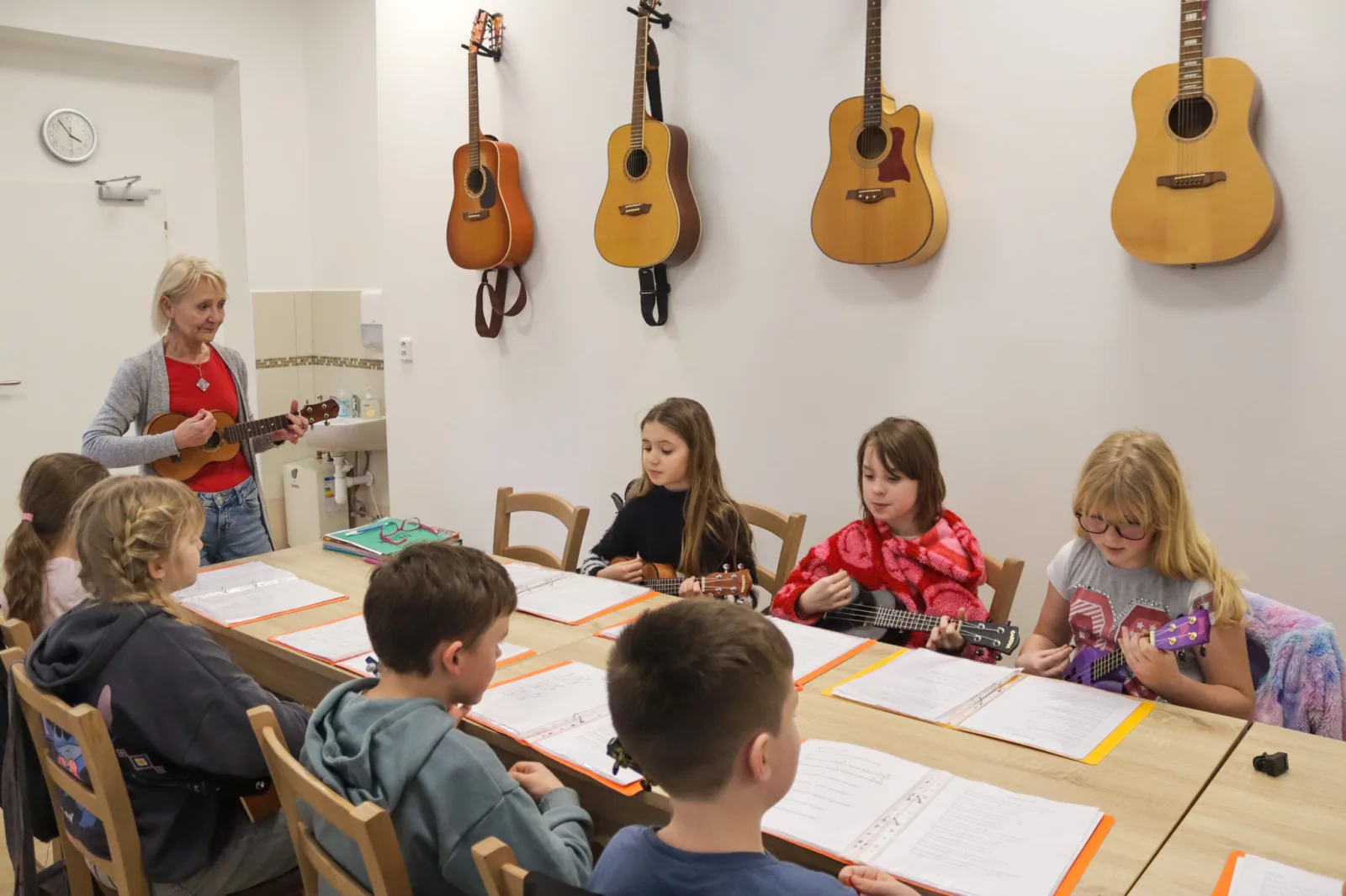 HRA NA UKULELE začátečníci I.