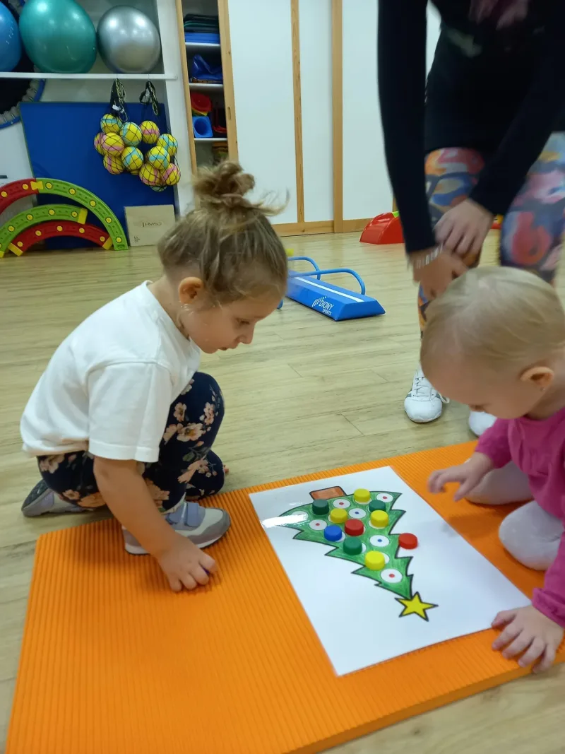 19. 12. 2024 Hravé hýbánky, vánoční hodina