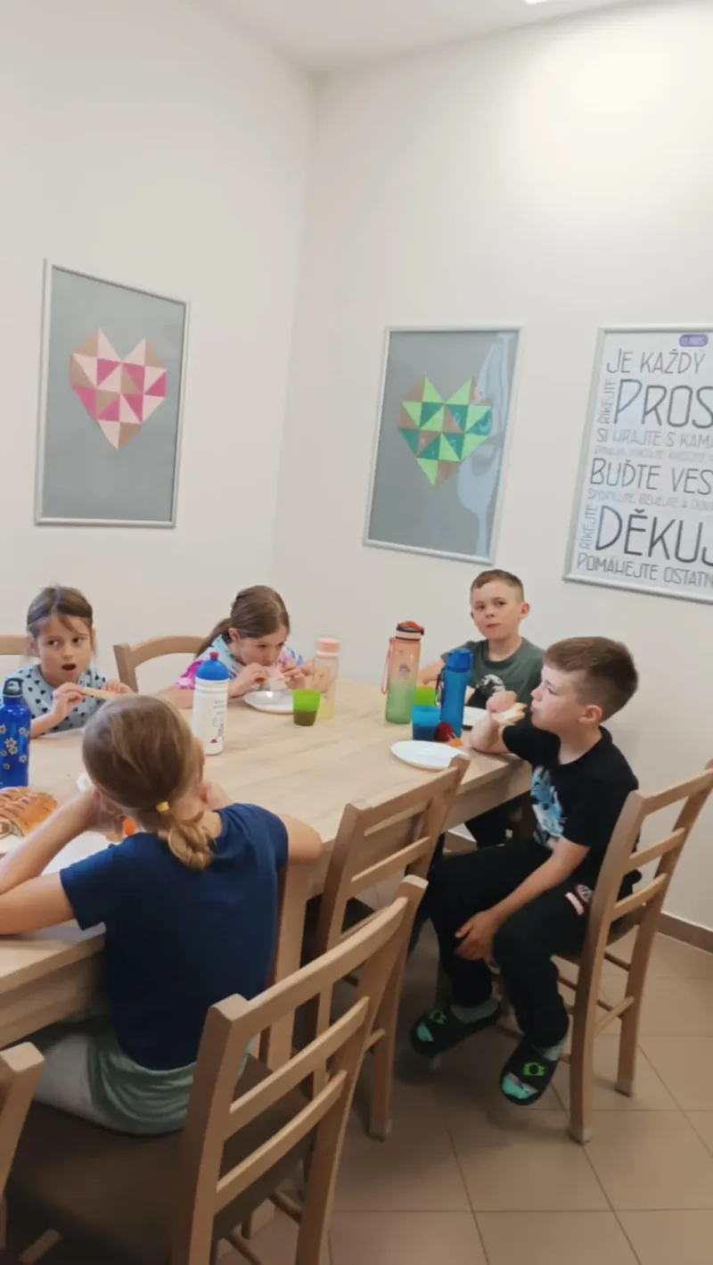 16. - 17. 5. 2025 Přespáčko s Výtvarkou