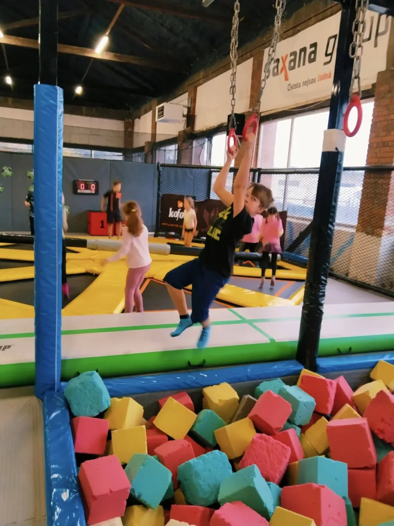 27. 10. 2025 Podzimní prázdniny s Domečkem  - Výlet do Jump Family Plzeň