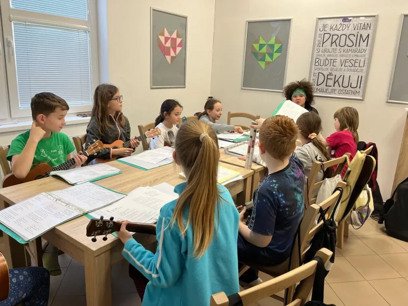 28. 3. 2024 Workshop pro děti z kroužku Hra na ukulele
