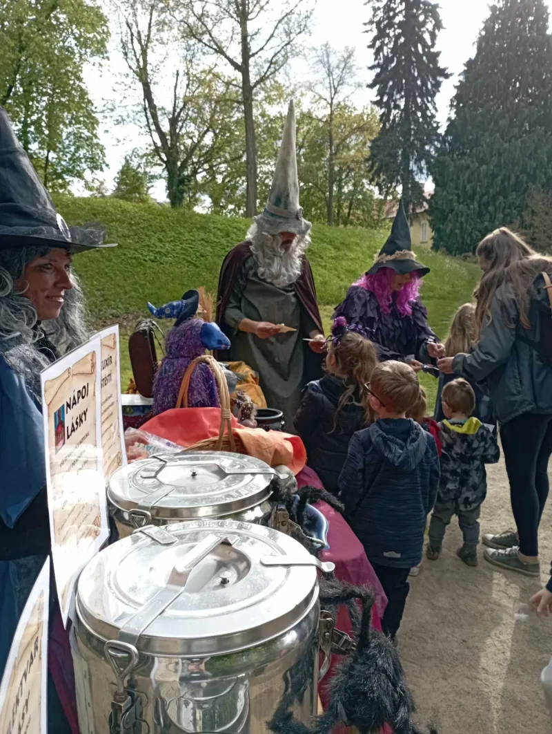 26. 4. 2024 Čarodky na zámku, Hořovice