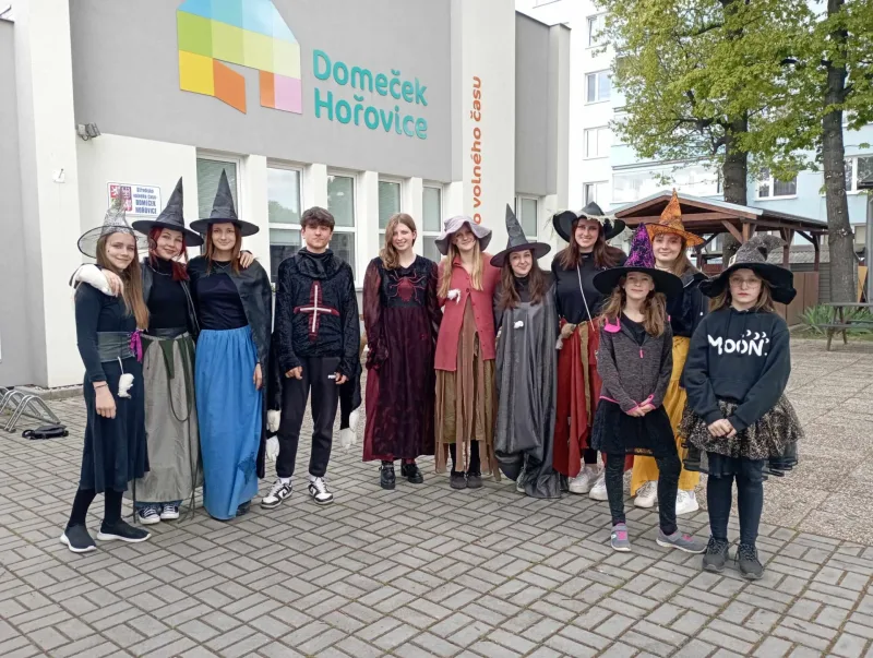 26. 4. 2024 Čarodky na zámku, Hořovice