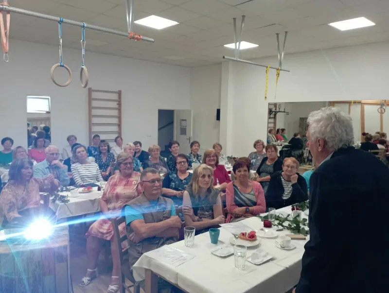 27. 5. 2024 Předávání osvědčení posluchačům VU3V