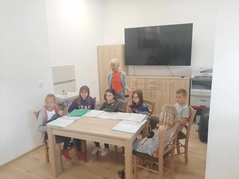 12. 6. 2024 Hra na ukulele - začátečníci, závěrečné vystoupení
