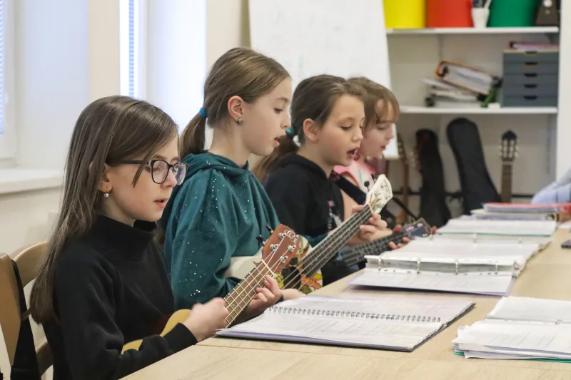 HRA NA UKULELE mírně pokročilí I.