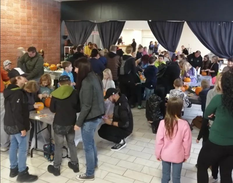 11. 10. 2024 Oranžové odpoledne, Komárov